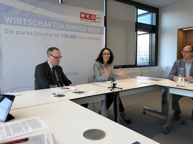 Kasia Greco und Alexander Biach kämpfen für Ein-Personen-Unternehmen.