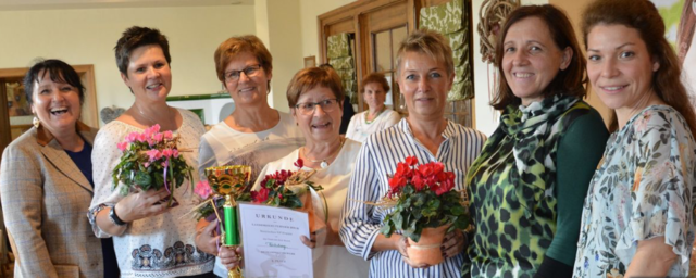 Das Team des Bezirks Voitsberg mit Bezirksleiterin Angela Steiner freute sich über den Gesamtsieg.