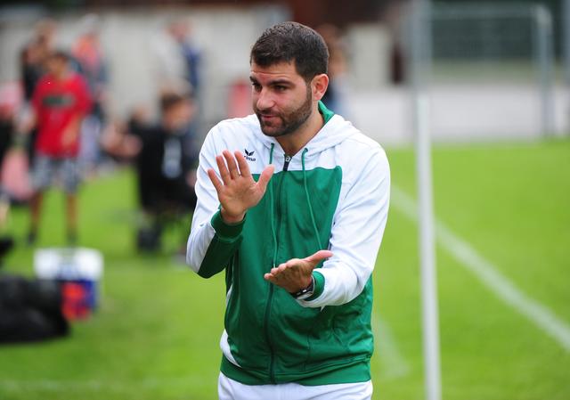 Markus Seelaus – hier noch als Völs-Trainer – kam gegen seinen Exklub und "klaute" diesem prompt den Sieg! | Foto: Hassl