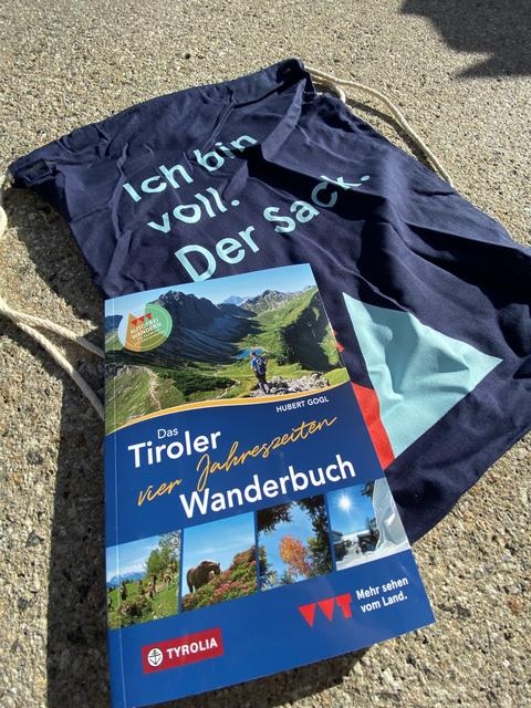 Mit dem Codewort "Mehr sehen vom Land" konnte man sich beim VVT-Stand einen Turnbeutel und ein Tiroler Wanderbuch abholen. Das Codewort wurde über die Social Media Kanäle des VVT (Mehr Sehen vom Land) verbreitet. | Foto: VVT