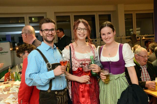 Gute Stimmung war beim Trachtenabend in Neukirchen am Walde garantiert. | Foto: Josef Pointinger/BezirksRundschau