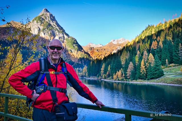 ......so jetzt machen wir uns auf die Seerunde,einmal kurz lächeln.....