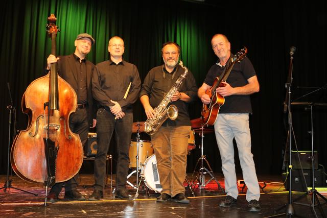 4Mation Soul- und Latin - Jazz at it's best gab es zu hören.
