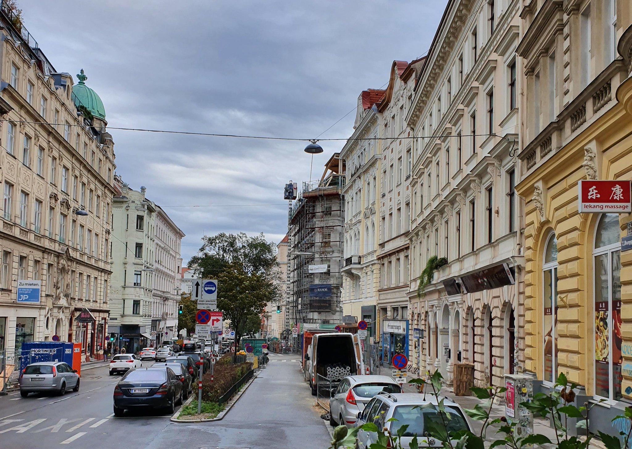 Neubau: Wird die Burggasse 47–53 bald eine Grünfläche? - Neubau