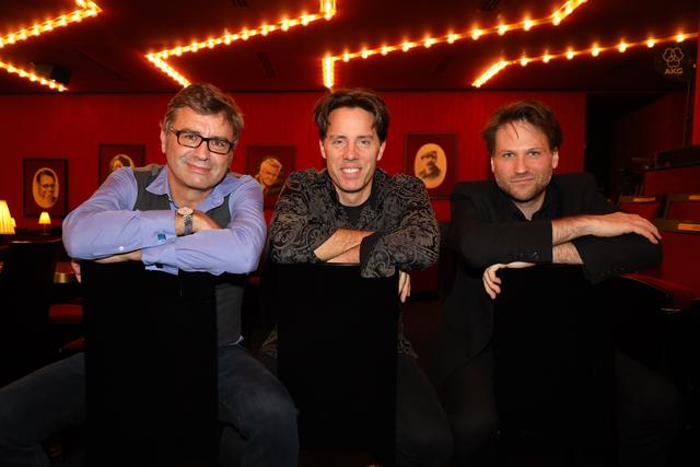 Produzent Christoph Weihers (Gallissas Berlin), Musiker Clemens Schaller, Thomas Kahry, Autor der neuen Musicaladaption. | Foto: Schaller