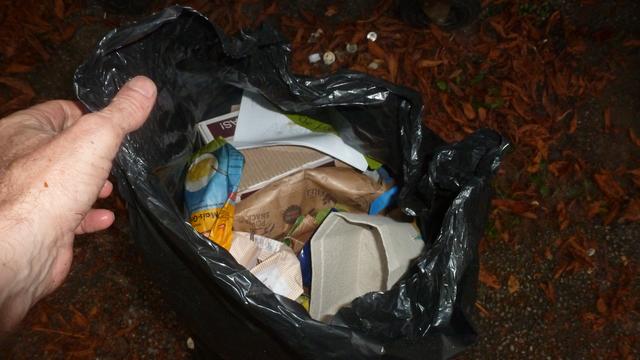 Was ist den in diesem Müllsack?