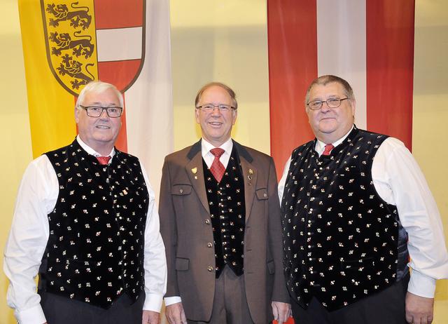 Obmann Gert Oberdorfer
MedRat Dr. Franz Ferstner
Chorleiter Karl Pöchr