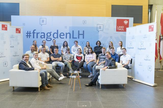 Bei „Frag den LH“ haben SchülerInnen die Chance auf ein persönliches Gespräch mit LH Platter zu aktuellen Themen.