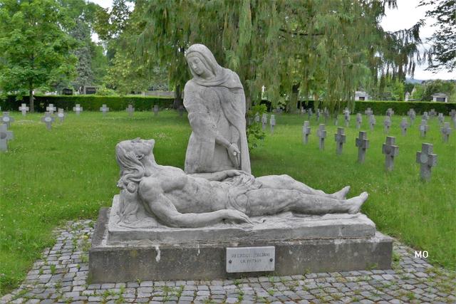 Allerseelen, Friedhof