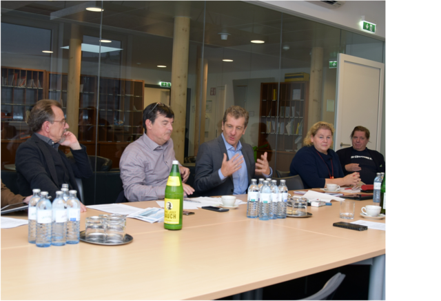 Herwig Seiser, Klubobmann der SPÖ Kärnten, Michael Wanner, Bundesrat aus Salzburg, Christian Makor, Klubvorsitzender der SPÖ OÖ, Korinna Schumann, SPÖ-Fraktionsvorsitzende im Bundesrat und ÖGB-Vizepräsidentin aus Wien, sowie Peter Pointner, stellvertretender Direktor des SPÖ-Parlamentsklub (v. l.).