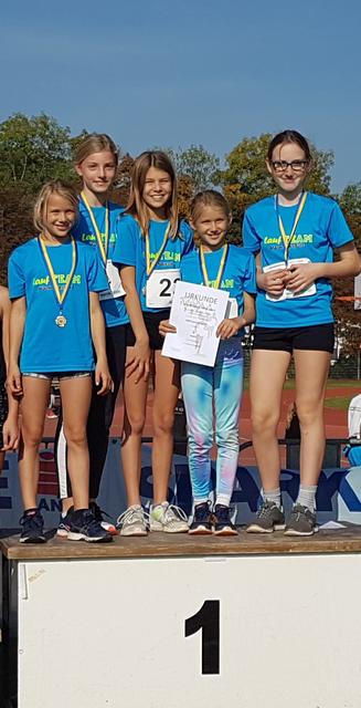 Die schnellsten Mädls von Niederösterreich: Nia Rosifka, Iris Reißlhuber, Julia Maringer, Coralie Rosifka und Luisa Winkler.