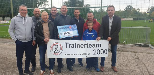 Franz Ambichl, Oliver Cepera, Hannes Neumayer, Martin Hamerschmidt, Wolfgang Reißner, Richard Hauser, Markus Matzi, Leon Matzi, Christoph Brunnauer. | Foto: Trainerteam 2000