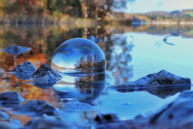 „Wer den Wert glücklicher Augenblicke zu schätzen weiß, sammelt Schätze fürs Leben.“ Ernst Ferstl - von Martina Stemeseder. | Foto: Martina Stemeseder 