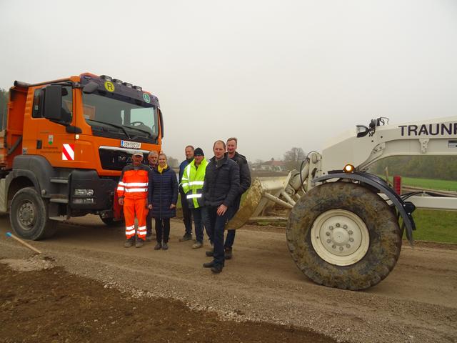 Straßensanierung in Götzwang: Der Güterweg Dechantmühle soll bis Ende November rundumerneuert werden. | Foto: Marktgemeinde Steinakirchen