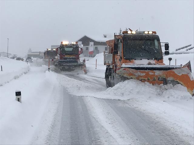 Der Jänner 2019 hatte es in sich. Rund ein Drittel aller Stunden im Winterdienst haben die MitarbeiterInnen des Landesstraßendienstes in nur einem Monat geleistet.