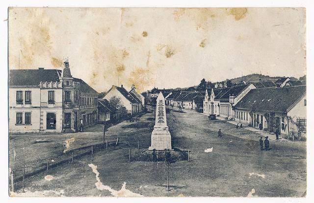 Blick ins Jahr 1923: So sah die Jennersdorfer Hauptstraße auf einer Postkarte der damaligen Zeit aus. | Foto: Verlag Karl Glantschnigg