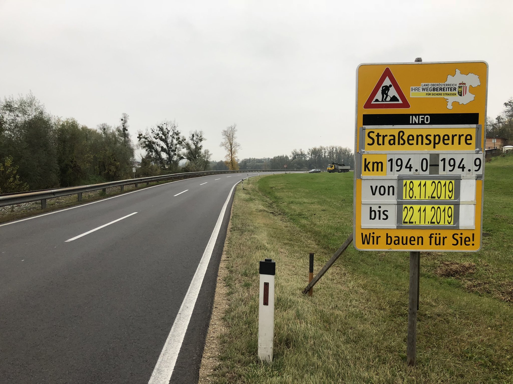 Achtung Autofahrer: Sperre der B3 in Dornach - meinbezirk.at