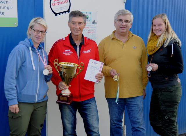 v.l. Kerstin Brasser, Werner Glockengiesser, Manfred Brasser und Kerstin Brasser