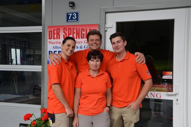 Fam. Margreiter und sein Team freuen sich über die Auszeichnung