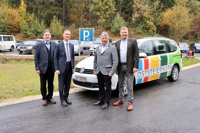 Eröffneten den neuen Park & Ride-Parkplatz: Bgm. Günter Müller, LAbg. Wolfgang Dolesch, LAbg. Hubert Lang und Horst Fidlschuster (REO).