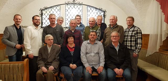 vlnr: GR Bernhard Wurm, Dominic Schlatter, Andre Zettel, Franz Sitz, Günter Riedler, Alois Kammleitner, Herbert Meyer, Franz Heiland, Eckart Danner, GR Jürgen Eberl
vorne vlnr: Reinhold Merth, Marianne Lichtenschopf, Robert Schlatter, Karl Dachsberger
