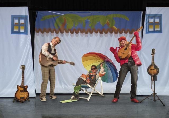 Das Theatro Piccolo wird im Theaterzelt am Rathausplatz beim Christkindlmarkt kostenlos die Kinder unterhalten.