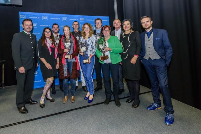 Die glücklichen Gewinner des Regionalitätspreises 2019 mit den Sponsorenvertretern | Foto: Bezirksblätter Burgenland