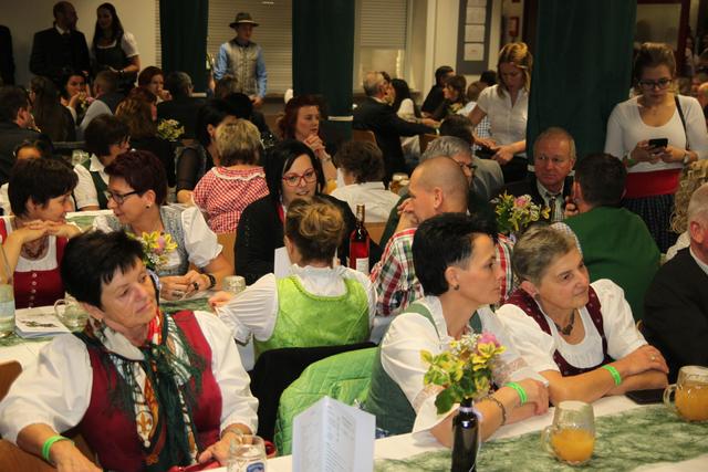 Die Besucher warteten auf die Polonäse