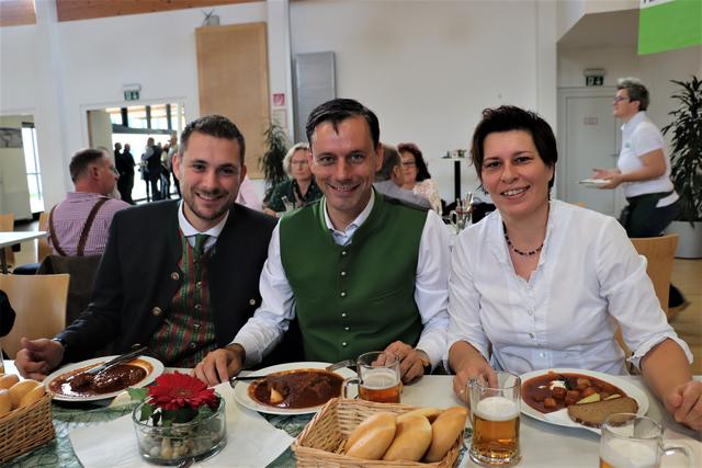 NAbg. Ernst Gödl (Bildmitte) mit den Landtags-Kandidaten Graz-Umgebung Matthias Pokorn und Tanja Venier | Foto: Edith Ertl