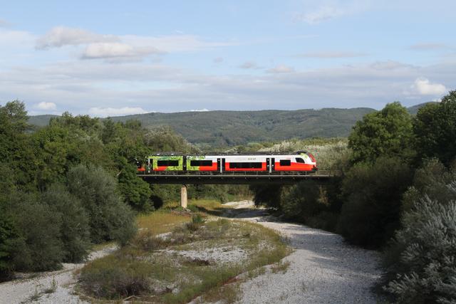 Unterschriftenliste hat sich durchgesetzt für mehr Zugverkehr. | Foto: ÖBB, Lackner