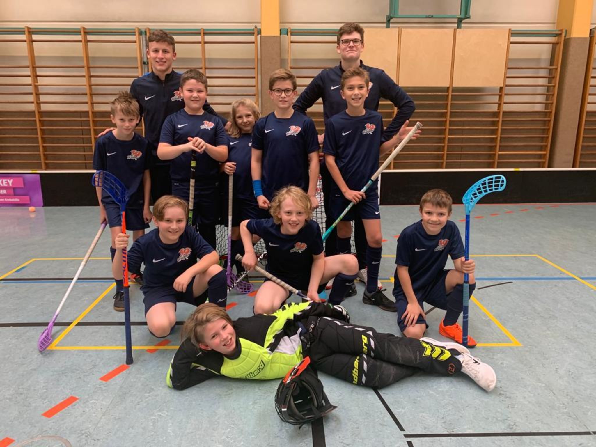 Floorball in Liesing - erfolgreiche U12 bei den FBC Dragons: FBC Dragons U12 erfolgreich in die österreichische Meisterschaft gestartet - Liesing - meinbezirk.at