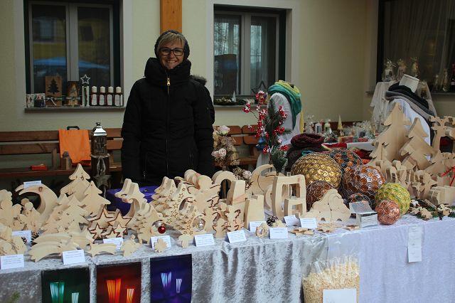 Zahlreiche bekannte und neue Aussteller verkaufen beim "Advent am Bauernhof" ihre Produkte.  | Foto: Mostschänke Grüner