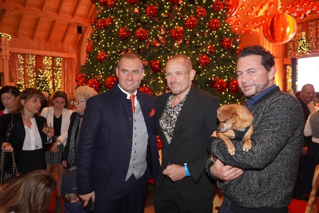 Geschäftsführer Dieter Ehrengruber mit Gery Keszler und Stefan Schobesberger. | Foto: Gertraud Kleemayr