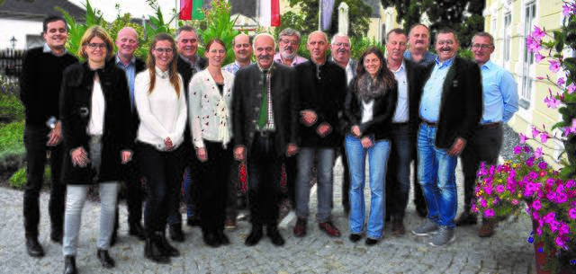 Bürgermeister und Amtsleiter der Projektgemeinden mit Regionalmanagern und Planungsteam. | Foto: Stadtgemeinde Mattighofen