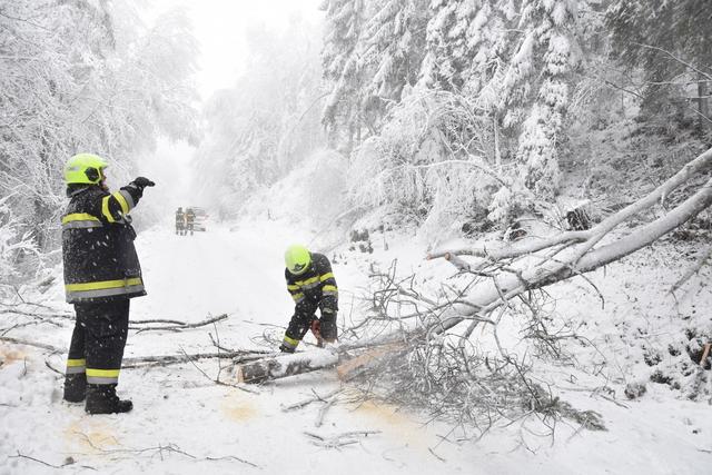 singles kennenlernen ab 40 murau. singles kennenlernen ab 40 murau Ira, 30Ebreichsdorf alte frau sucht jungen mann hartberg Nanni, 28Sieghartskirchen Singles Kennenlernen Ab 40 Murau, Single Club Bludenz
