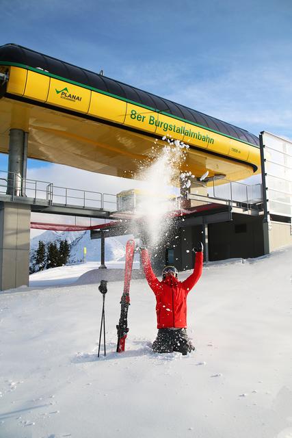 Auf der Planai startet der Skibetrieb genauso wie auf der Reiteralm diesen Freitag. | Foto: Planai-Bahnen