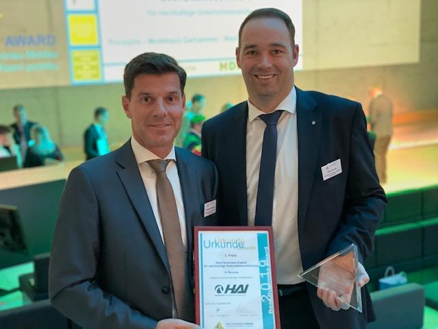 Markus Schober (HAI GF) und Rob van Gils (CEO HAI-Gruppe) nahmen den Award entgegen. | Foto: HAI