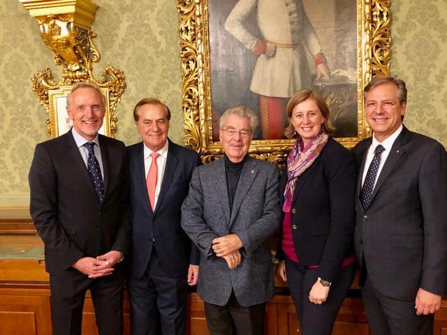 Erlebten einen spannenden Abend: Riegler, Roth, Fischer, Eibinger-Miedl, Scheitegel | Foto: GRAWE