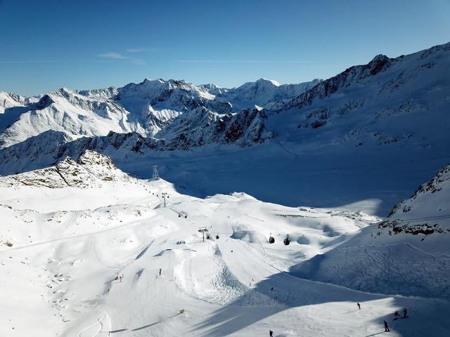 Ab 15. November sind sämtliche Liftanlagen am Kaunertaler Gletscher geöffnet. | Foto: Kaunertaler Gletscher