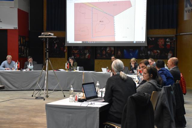 In der jüngsten Wörgler Gemeinderatssitzung gab es viel Diskussionsbedarf rund um das Thema Wohnungsvergabe durch die Stadt.  | Foto: Barbara Fluckinger