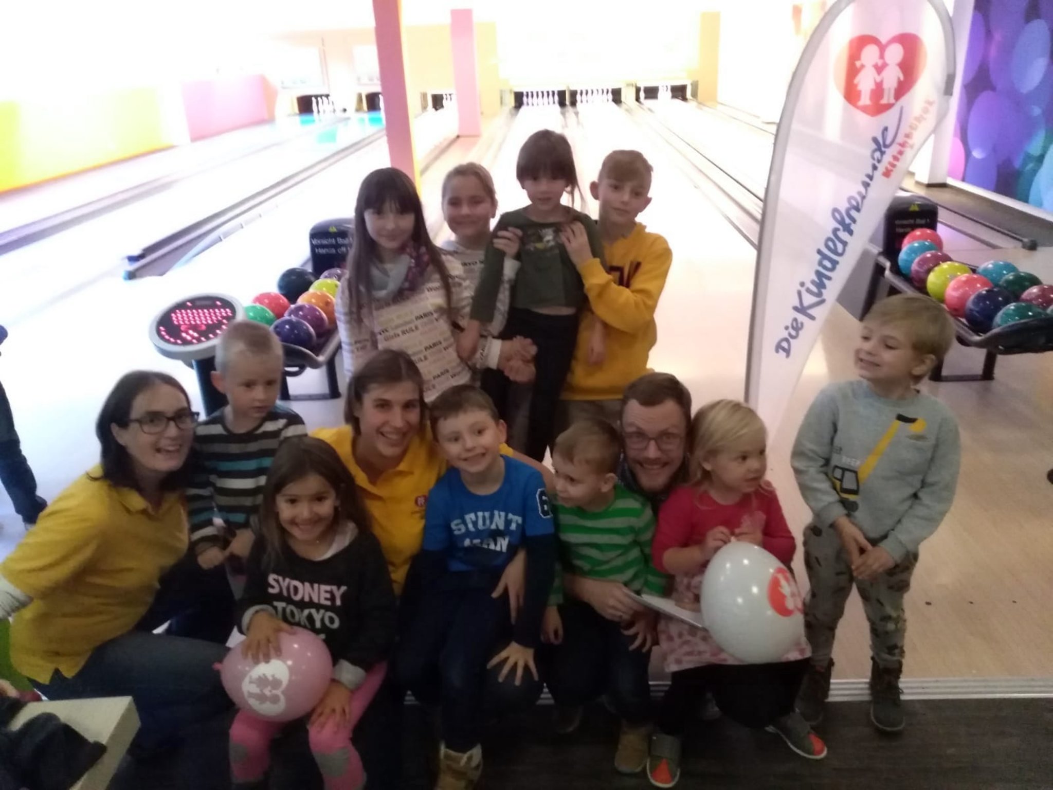 Kinderfreunde Kitzbühel: Bowling in der arena365 - Kitzbühel - meinbezirk.at