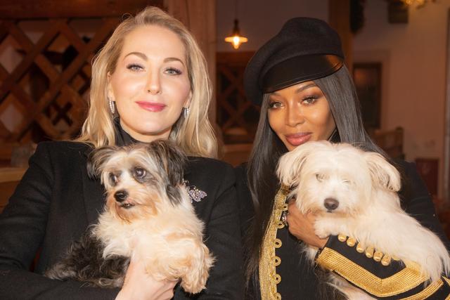 Kathrin Glock mit Naomi Campbell. | Foto: Gut Aiderbichl/Vogl