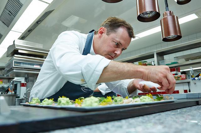 Simon Taxacher ist erneut der beste Koch in Tirol und unter den Besten in Österreich. | Foto: © marketing deluxe