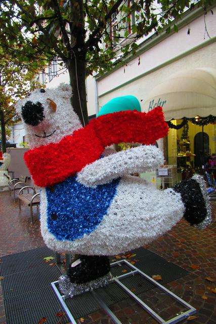 Figuren führen zum Kinderadvent