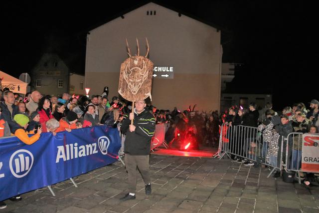 Hornbruat, Perchtenlauf Hausmannstätten