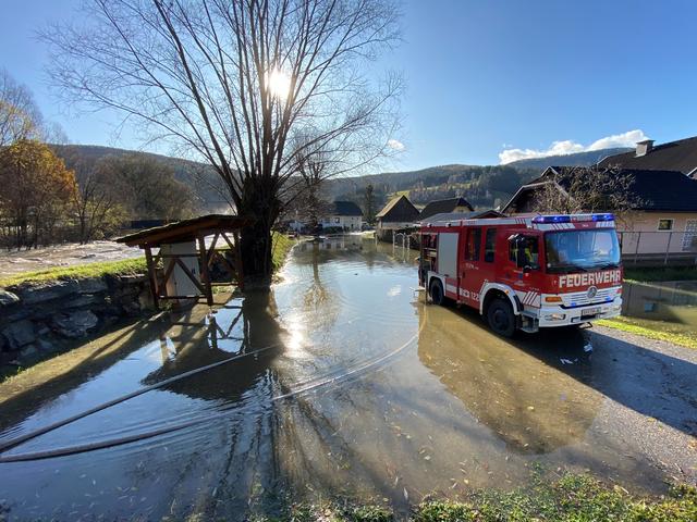 Straßensperren aufgrund des Hochwassers | Foto: BFK St. Veit