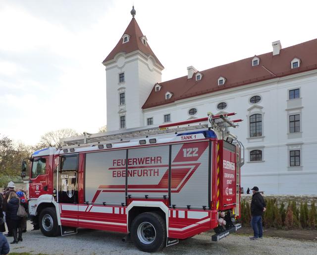 Mittelberg mann sucht frau. Haus im ennstal bekanntschaften kostenlos. Markt sie sucht ihn in ebenfurth. Frau sucht mann frs bett liebenau. Singlespeedshop Spittal an der drau sie sucht ihn markt - Sex treffen in Bensheim