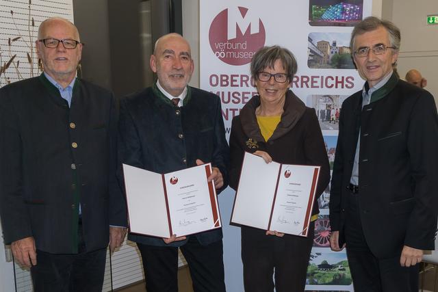 Von links: Erwin Zeinhofer, Helmut Wildberger, Elisabeth Wildberger und Reinhold Klinger. | Foto: Museum Pregarten