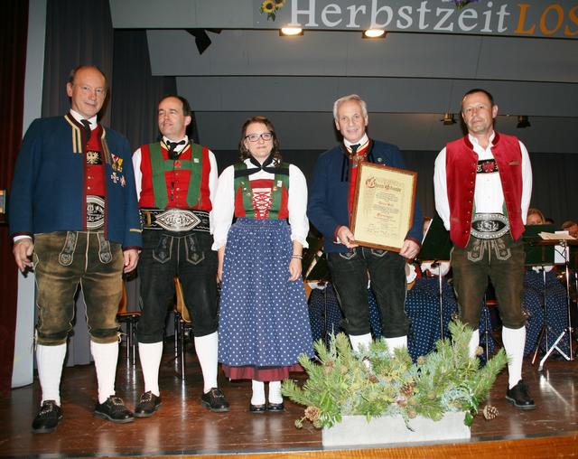 Alle Geehrten auf einen Blick mit dem neuen Ehrenmitglied der MK Steinach Bruno Kröll (2.v.r)