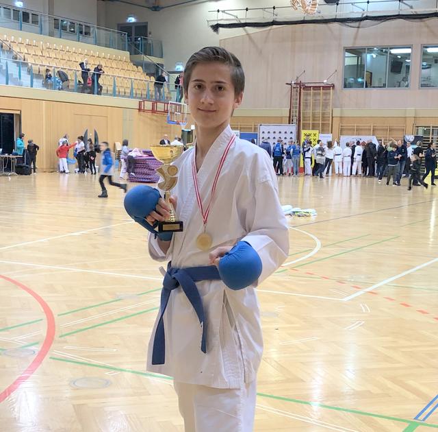 Marius Schmelzer darf sich über Gold freuen. | Foto: KK